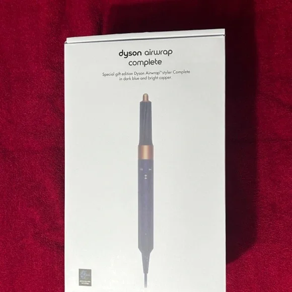 Dyson - Picture 2 of 5